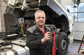 “Bij Heeren Groep is iedere dag anders” “Bij Heeren Groep is iedere dag anders”