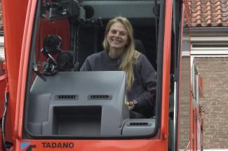 Leren, durven en doorgroeien: Shirley Smaal over werken bij Heeren Groep Leren, durven en doorgroeien: Shirley Smaal over werken bij Heeren Groep